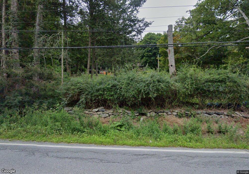 895 Stoneleigh Ave, Carmel, NY 10512 - photo 1