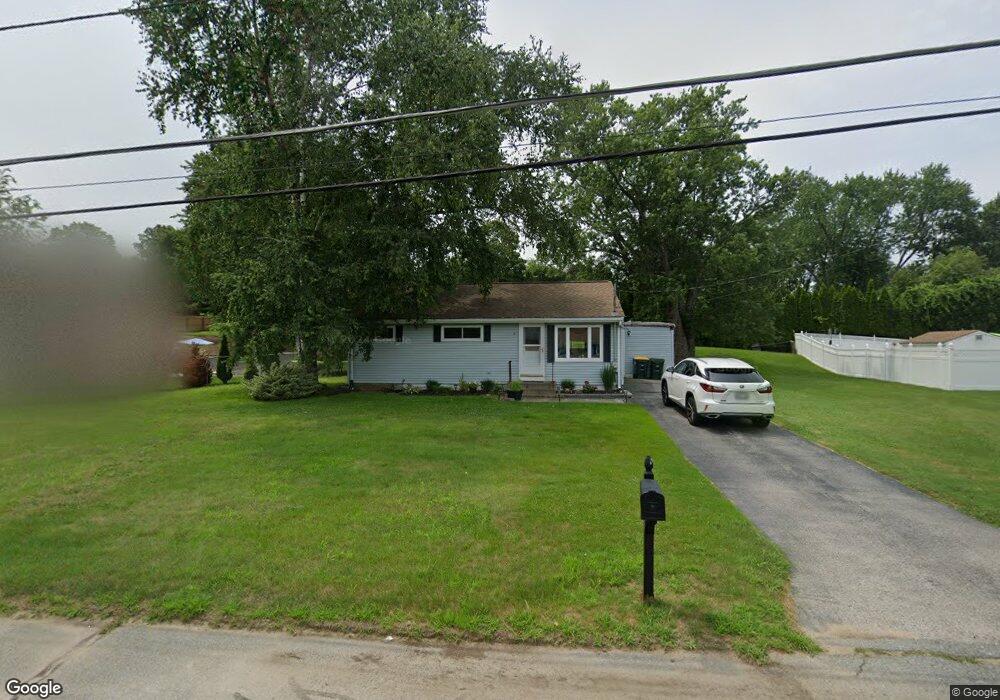 8 Sprague St, Greenville, RI 02828 - photo 1