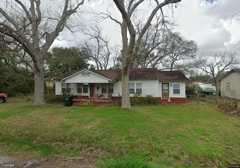 213 Brennen Ln, Alvin, TX 77511 - photo 1