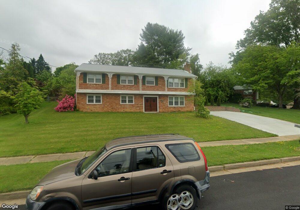 5220 Portsmouth Rd, Fairfax, VA 22032 - photo 1