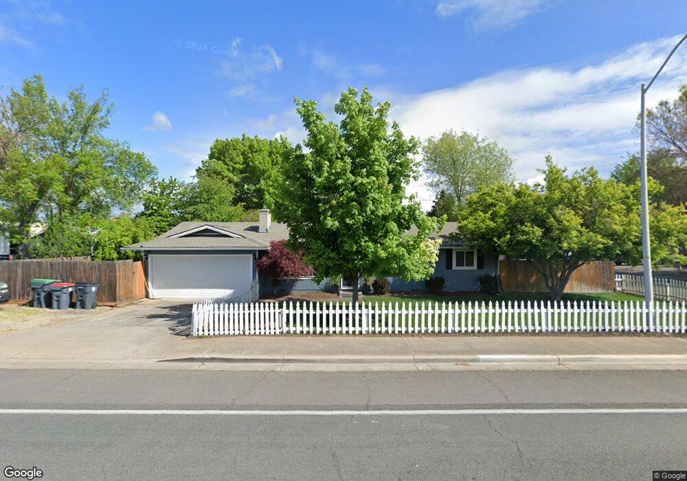 1574 Beall Ln, Central Point, OR 97502 - photo 1