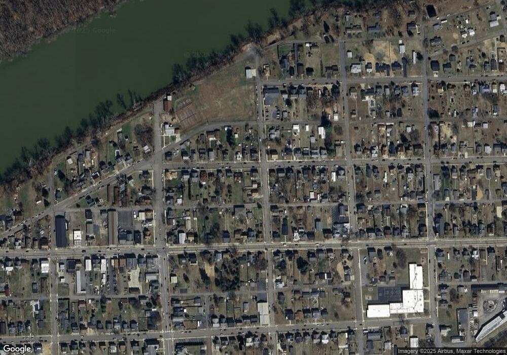 525 3rd St, Nescopeck, PA 18635 - photo 1