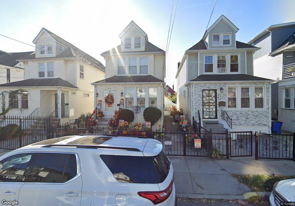 150-36 115th Dr, Jamaica, NY 11434 - photo 1