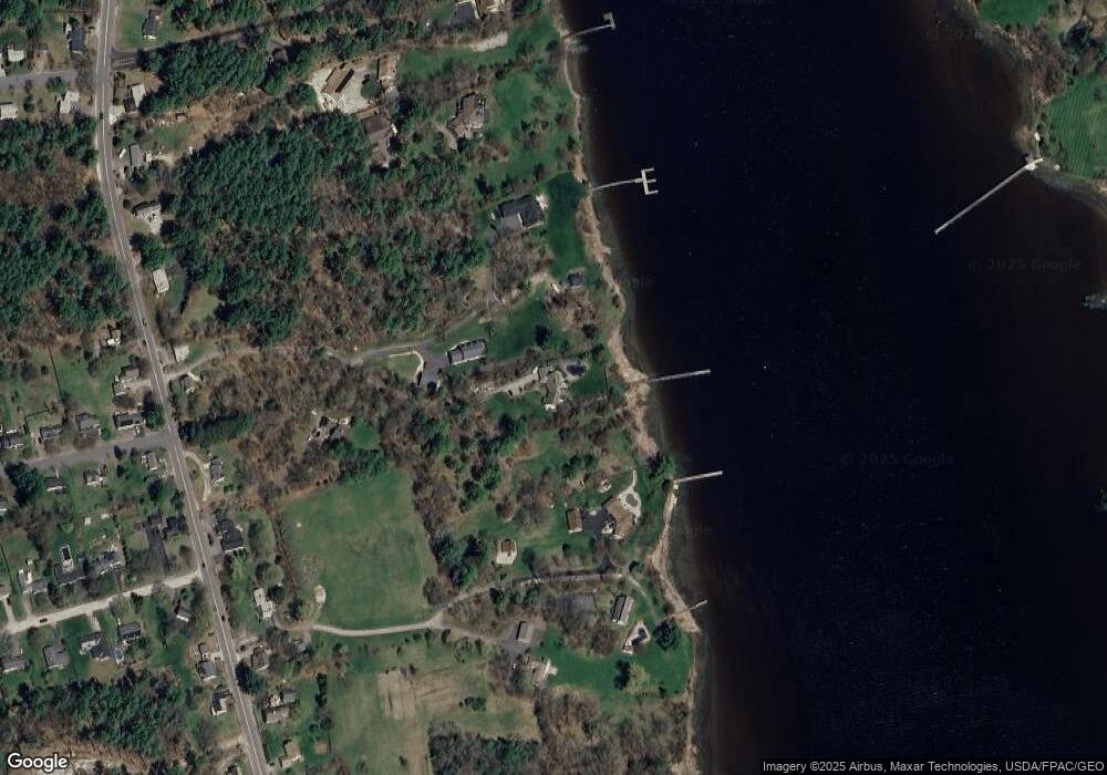 262 1/2 Dover Point Rd, Dover, NH 03820 - photo 1