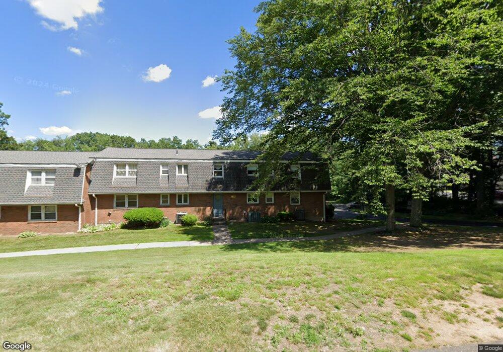 336 Dunfey Ln unit A, Windsor, CT 06095 - photo 1