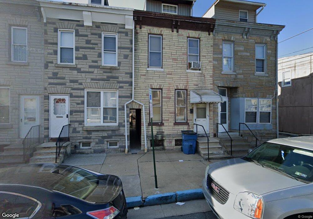 914 Amity St, Reading, PA 19604 - photo 1