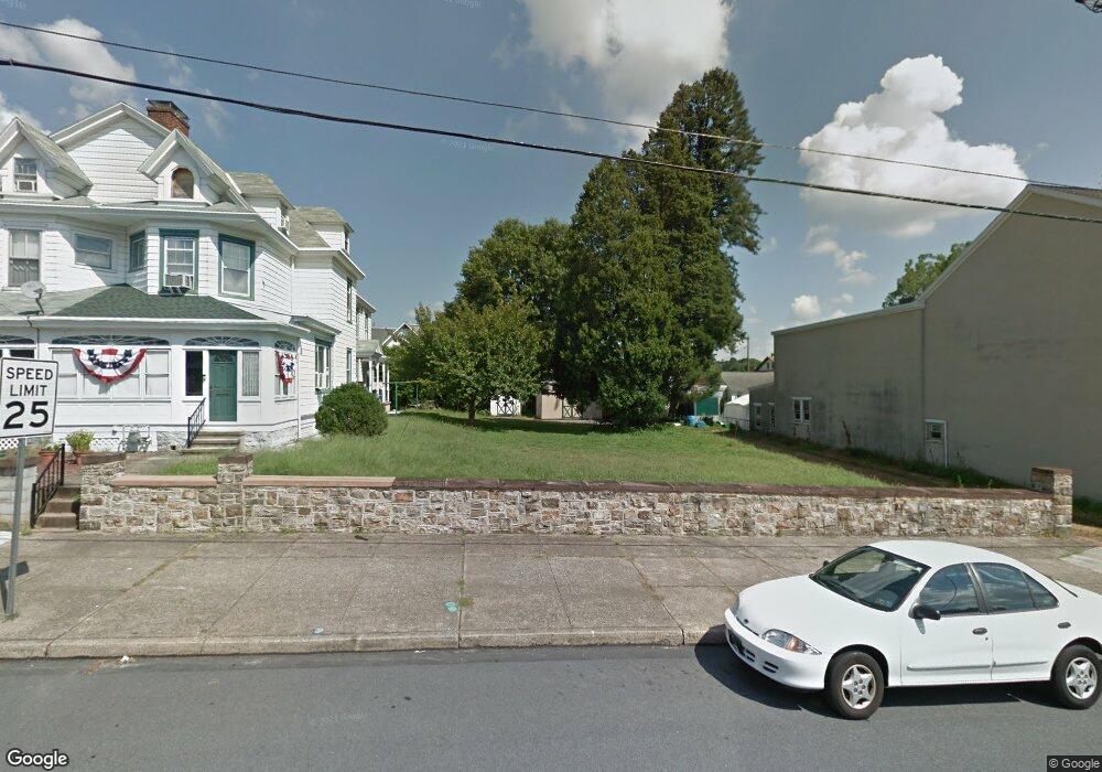 125 N 4th St, Hamburg, PA 19526 - photo 1