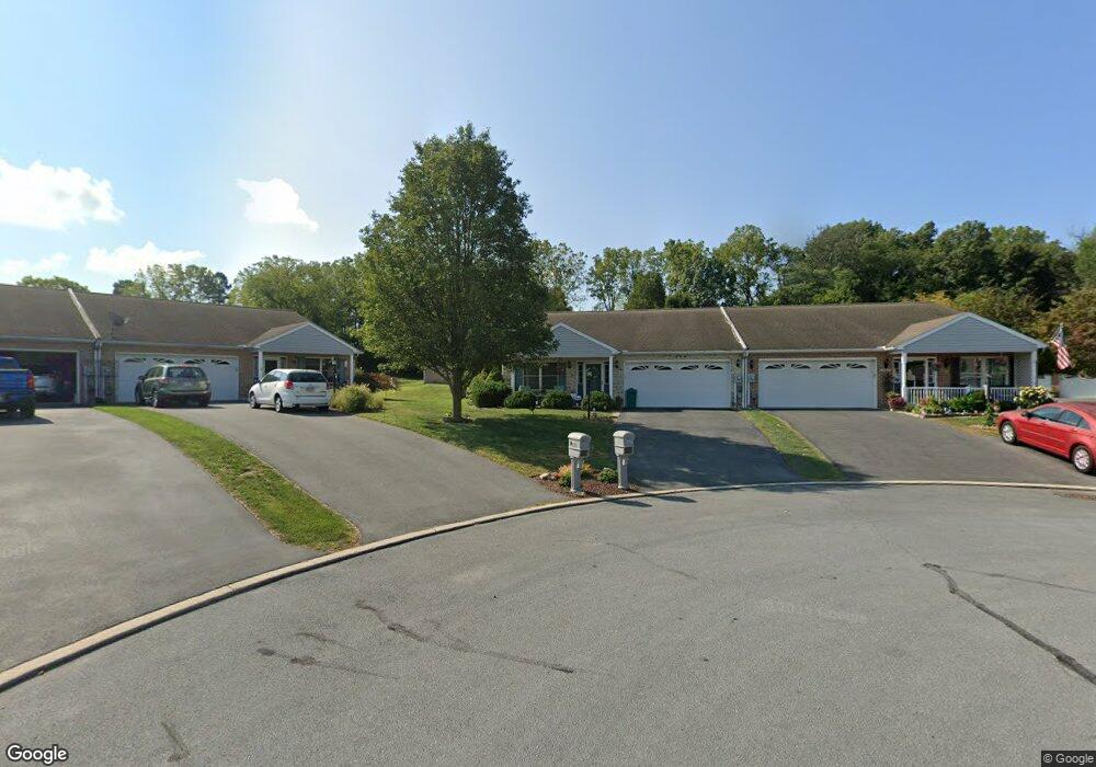 738 Fir Spring Dr, Waynesboro, PA 17268 - photo 1