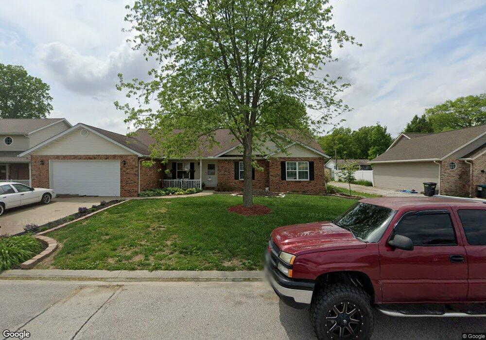 712 N Kristie Lynn St, Freeburg, IL 62243 - photo 1