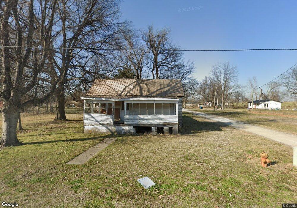 213 Vandenvender Ave, New Madrid, MO 63869 - photo 1