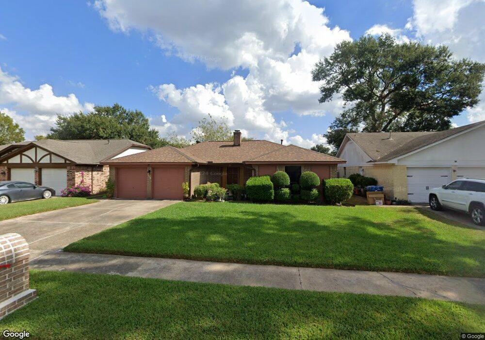 8214 Chestnut Forest Dr, Houston, TX 77088 - photo 1