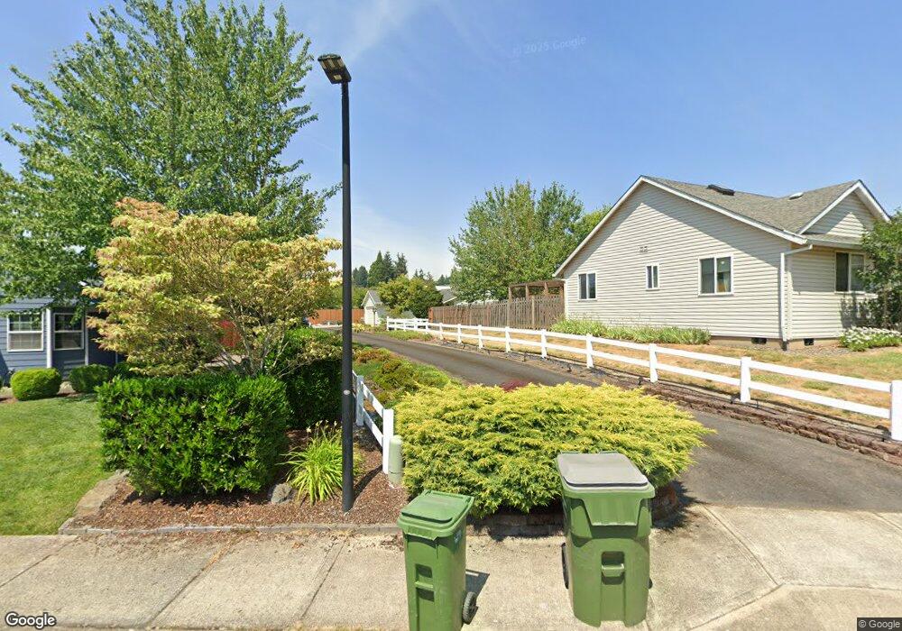 1230 SW Fir Ct, Dundee, OR 97115 - photo 1