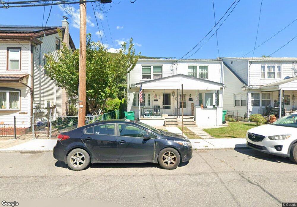 823 Center St, Coal Township, PA 17866 - photo 1