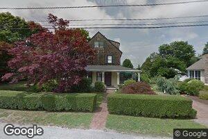 74 Clarke St, Jamestown, RI 02835