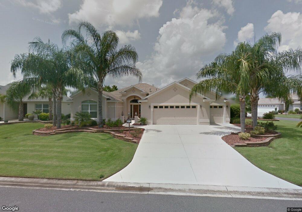 612 Evelynton Loop, The Villages, FL 32162 - photo 1