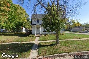 902 1st St NW, Elkader, IA 52043