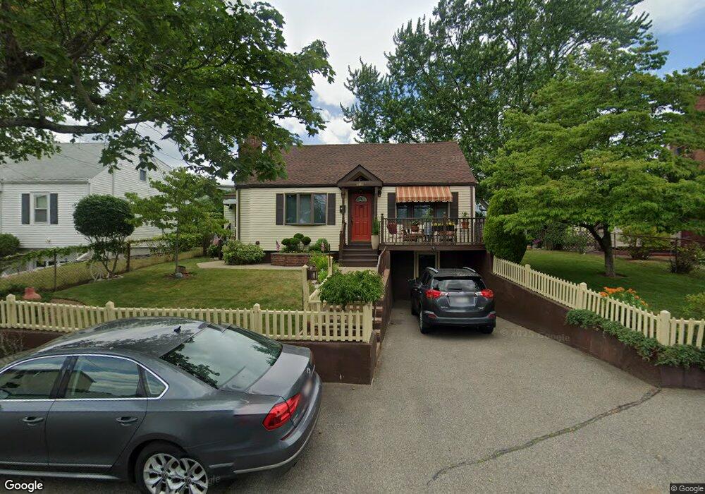 17 Lewis Ln, Saugus, MA 01906 - photo 1