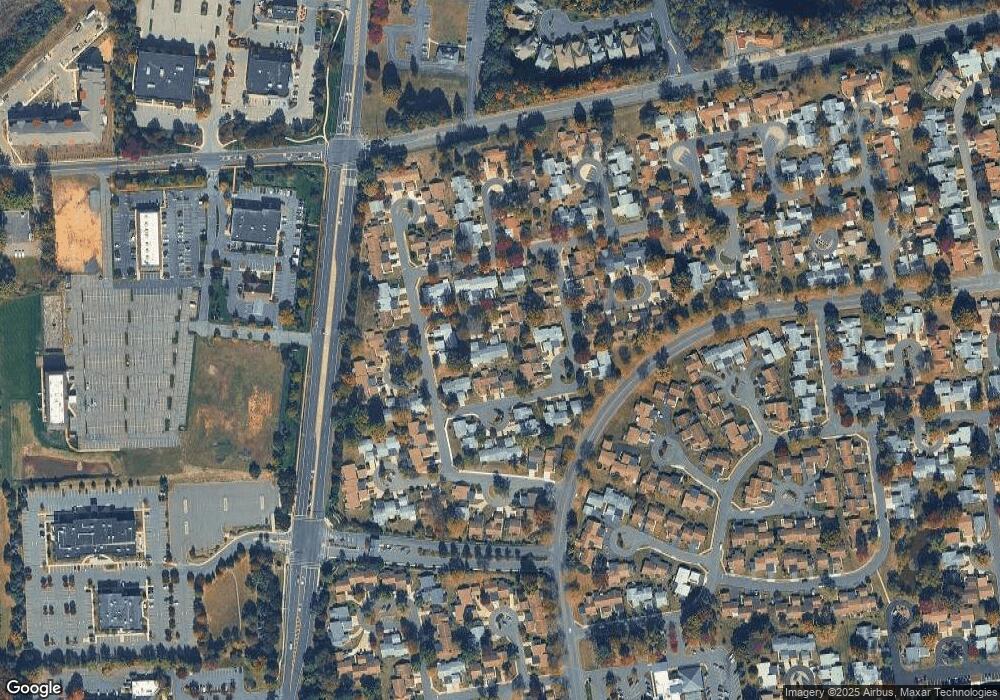 105C Hemlock Plaza, Monroe Township, NJ 08831 - photo 1