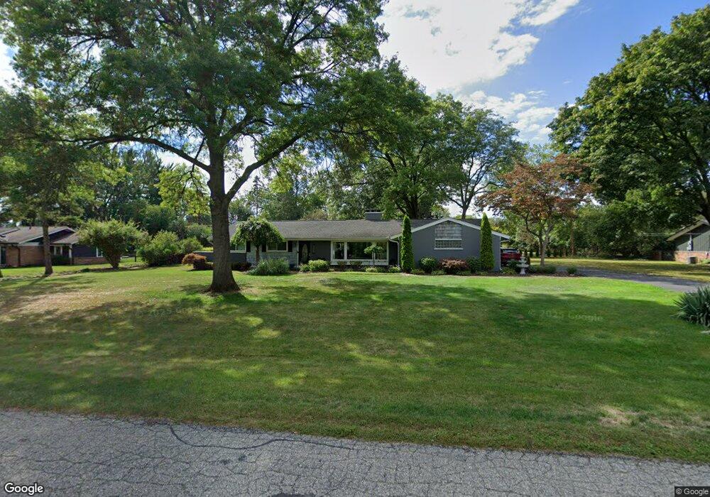 5732 Blandford Rd, Bloomfield Hills, MI 48302 - photo 1