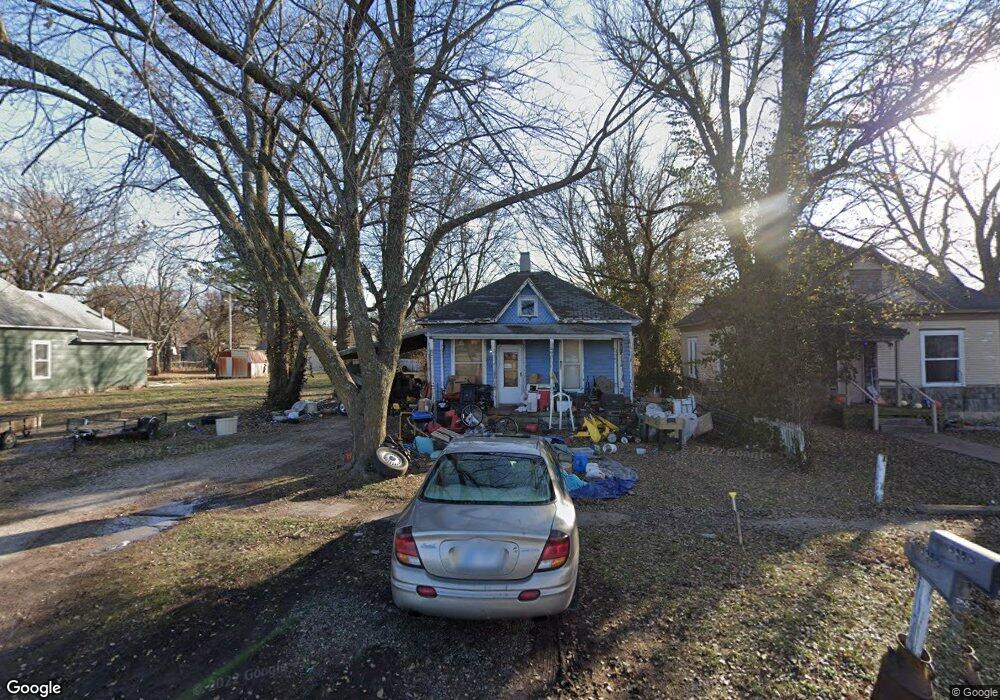 2422 Dirr Ave, Parsons, KS 67357 - photo 1