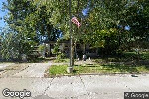 311 N Main St, Saint Elmo, IL 62458