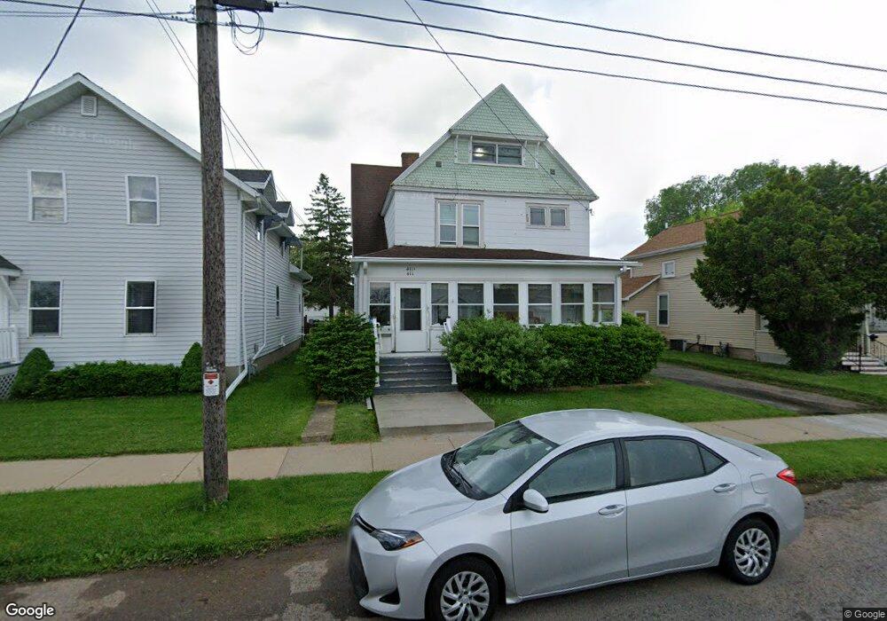 411 W 10th Ave, Oshkosh, WI 54902 - photo 1