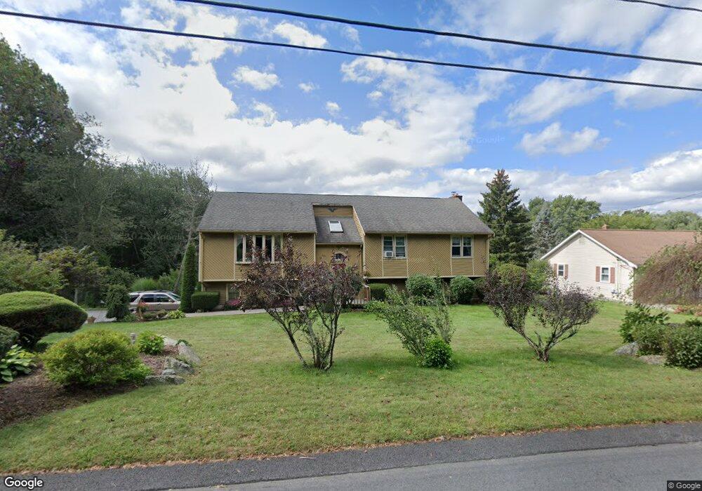 7 Valley Stream Dr, Cumberland, RI 02864 - photo 1