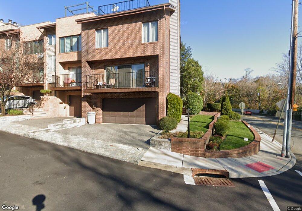 1 Yorkview Dr unit A1, Edgewater, NJ 07020 - photo 1