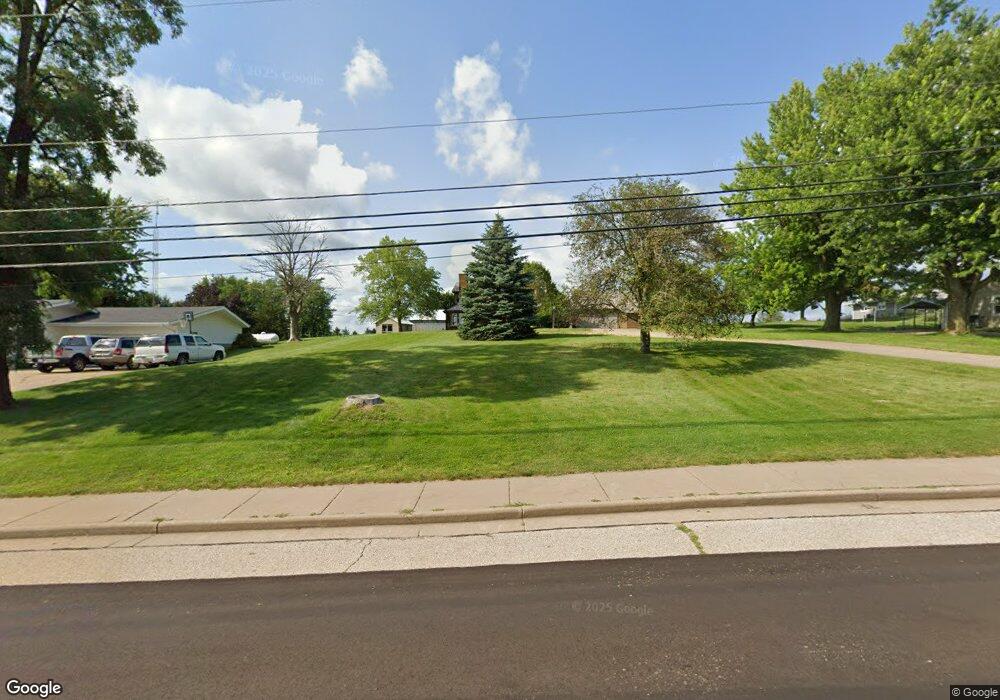 130 East St, Potosi, WI 53820 - photo 1