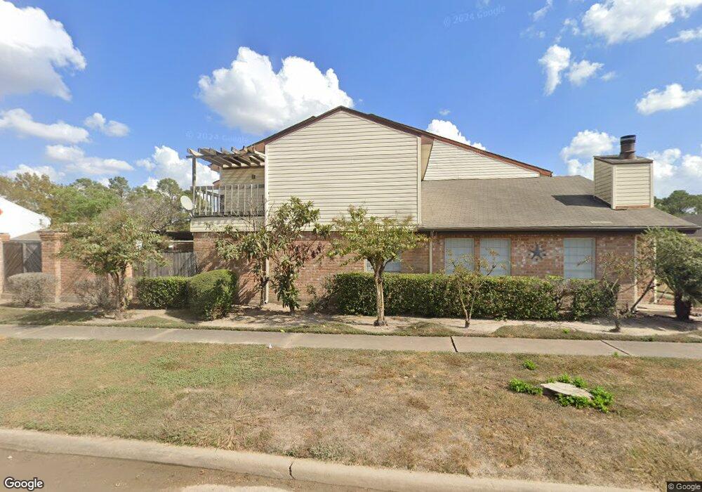 7826 Green Lawn Dr unit 7826, Houston, TX 77088 - photo 1