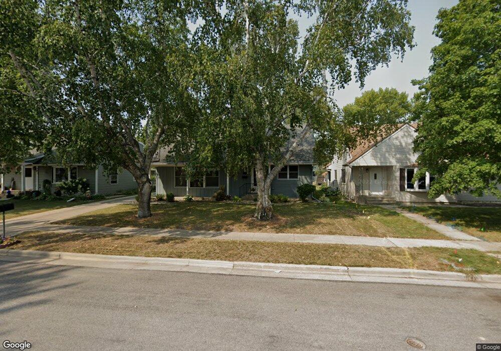 1420 Hilltop St, New Ulm, MN 56073 - photo 1