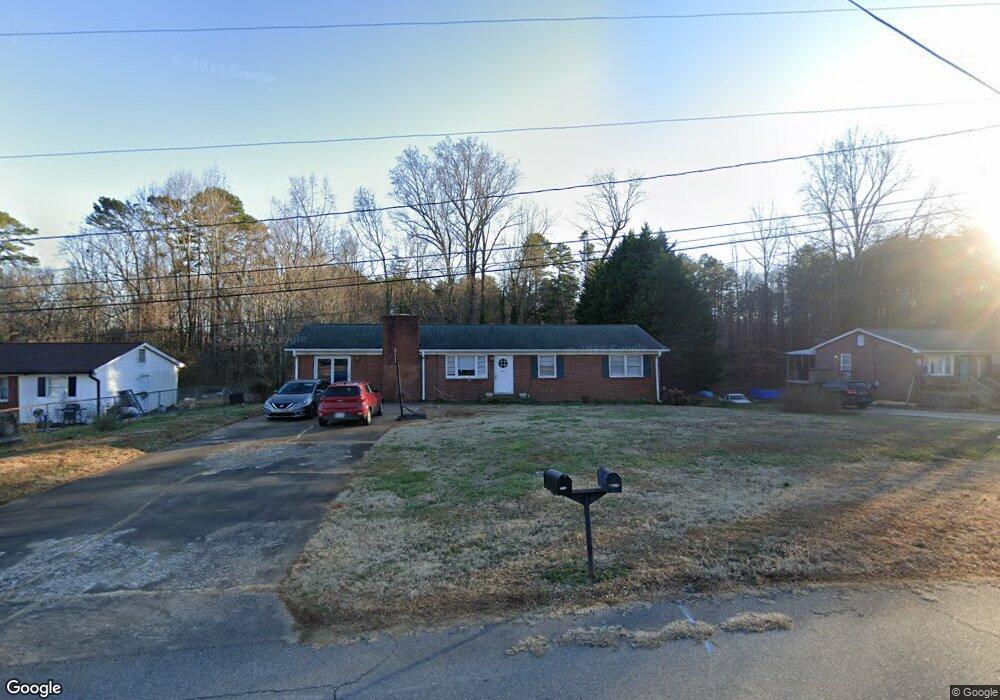 2225 Fallsdale Dr, Gastonia, NC 28052 - photo 1