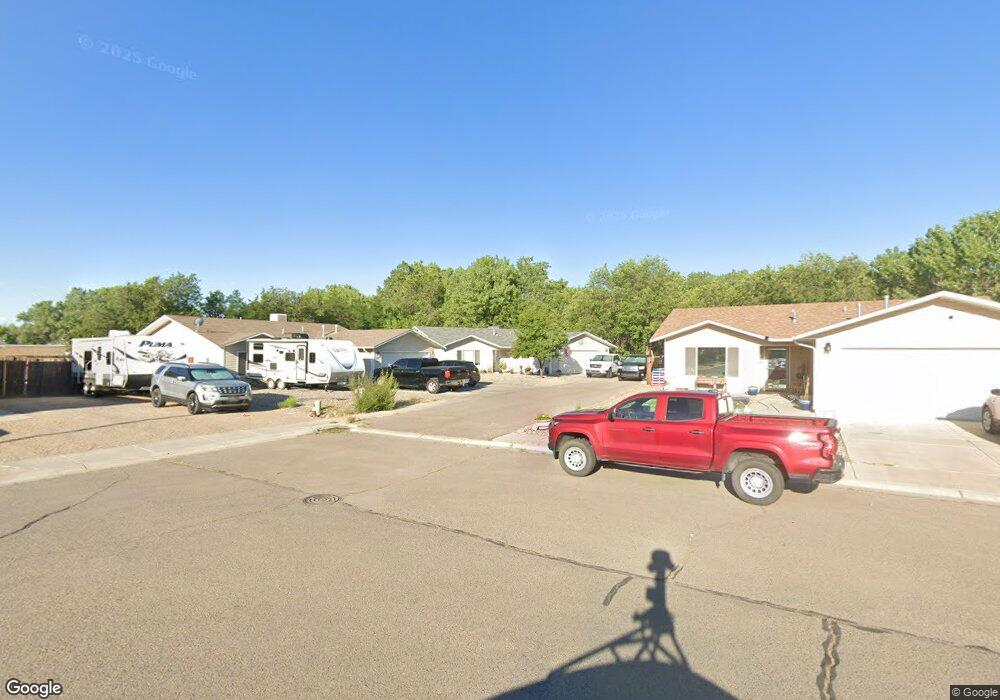 1403 Elizabeth St, Bloomfield, NM 87413 - photo 1