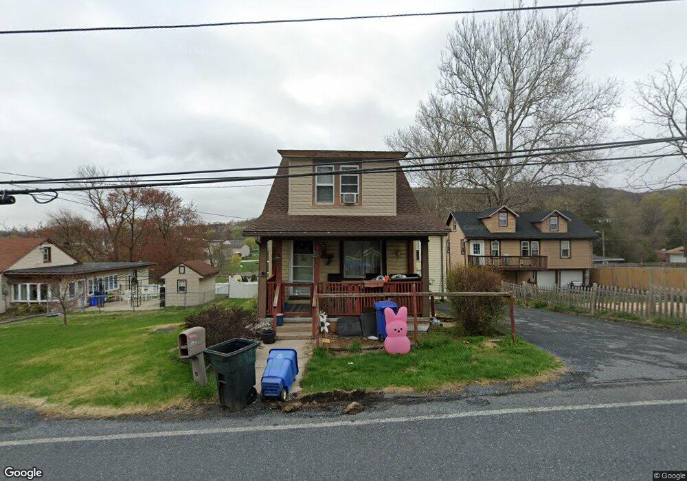 1427 Mount Laurel Rd, Temple, PA 19560 - photo 1