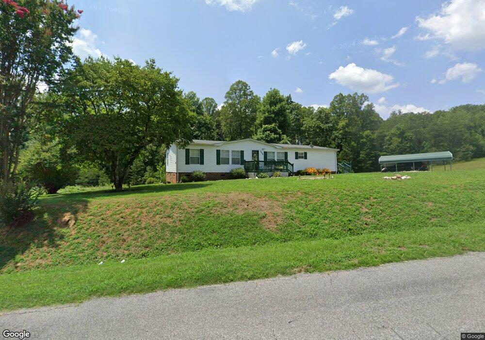 2064 Mapleton Dr, Callands, VA 24530 - photo 1