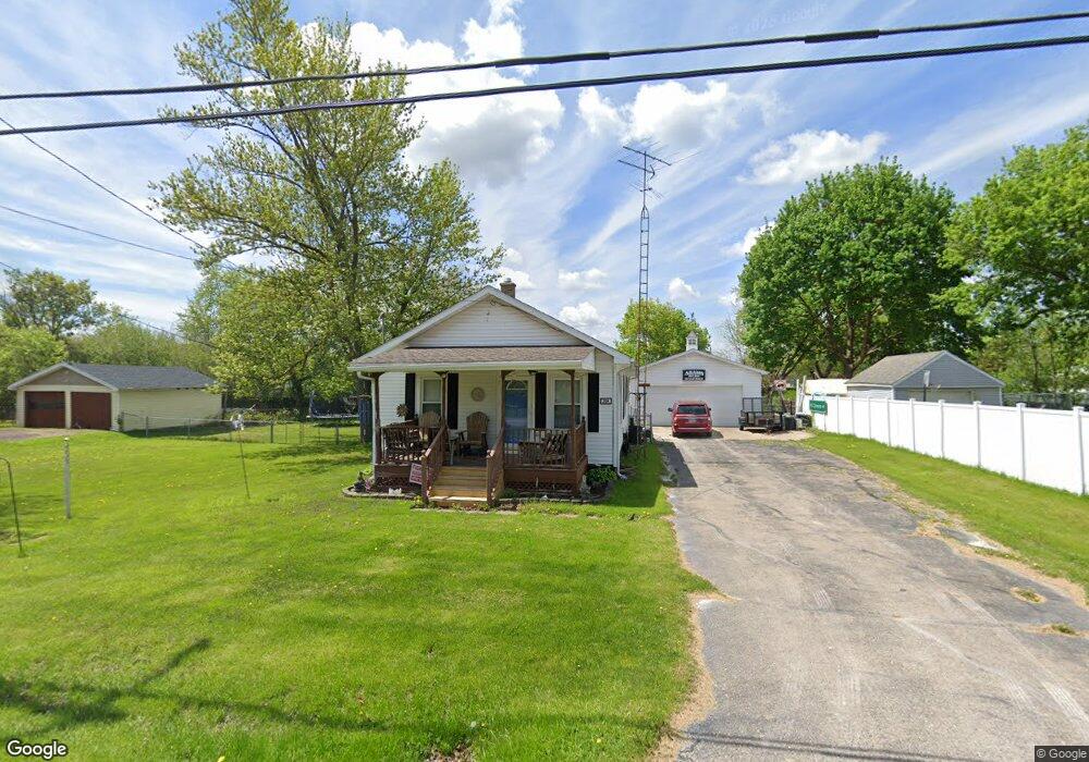 2104 Diamond Ave, Flint, MI 48532 - photo 1