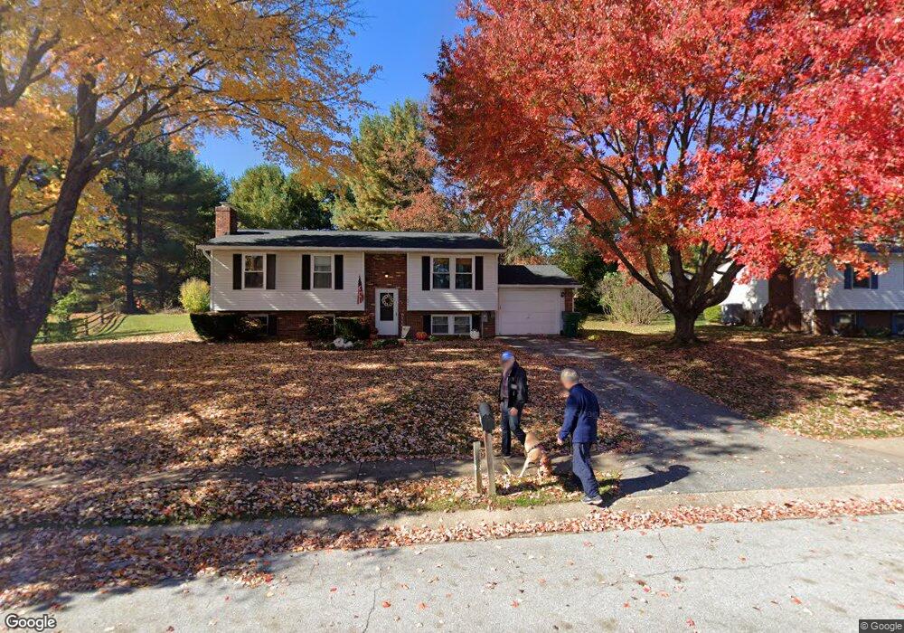 7066 Macbeth Way, Sykesville, MD 21784 - photo 1