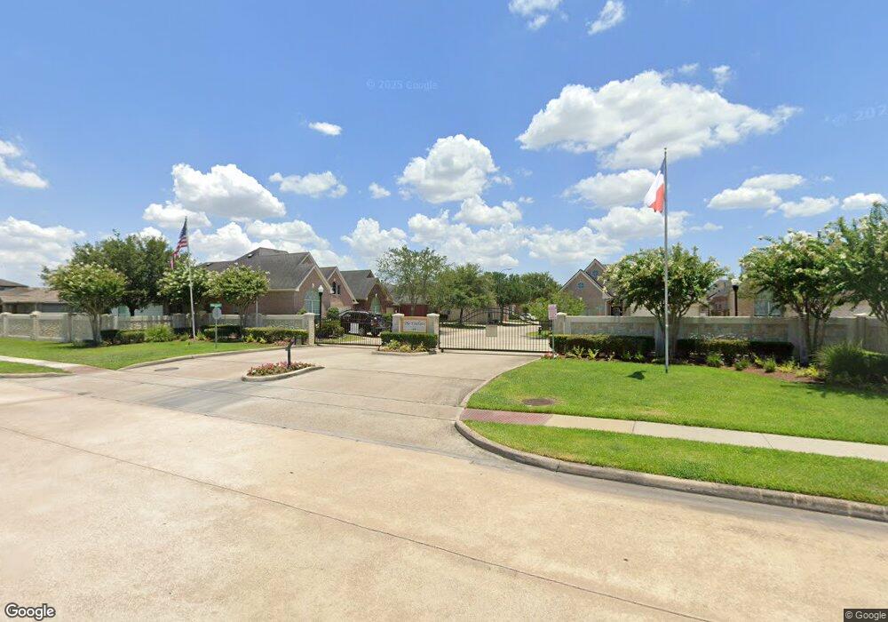 9023 Fuqua Villas Ln, Houston, TX 77075 - photo 1