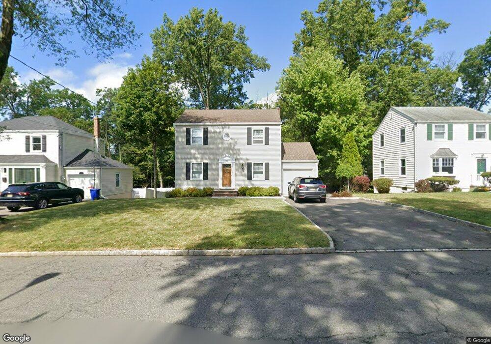 15 Winchester Rd, Livingston, NJ 07039 - photo 1