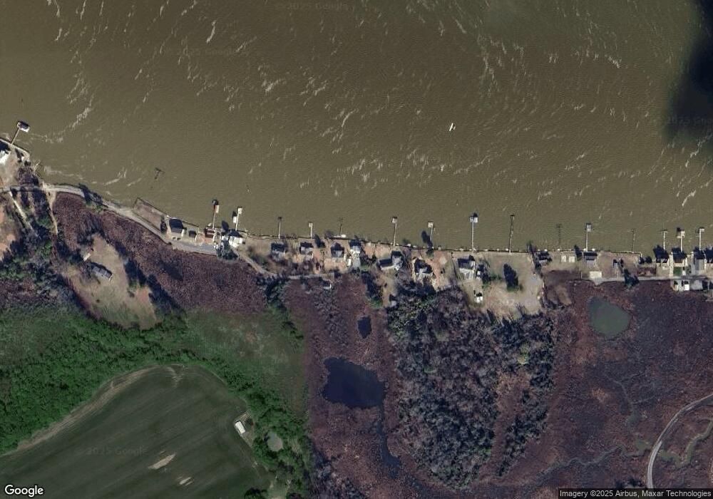 563 River Place, Dunnsville, VA 22454 - photo 1