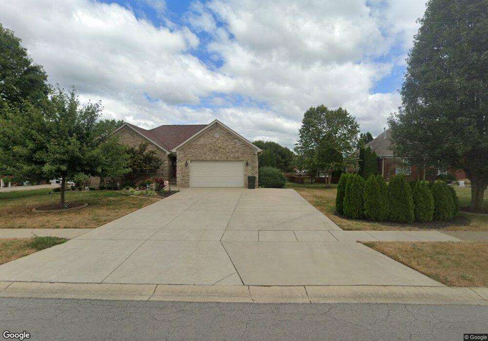 276 E Woodlake Cir, Mount Washington, KY 40047 - photo 1