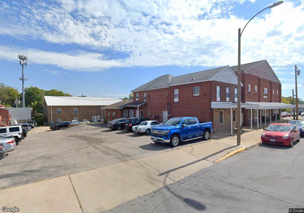 604 N Elm St, Rolla, MO 65401 - photo 1