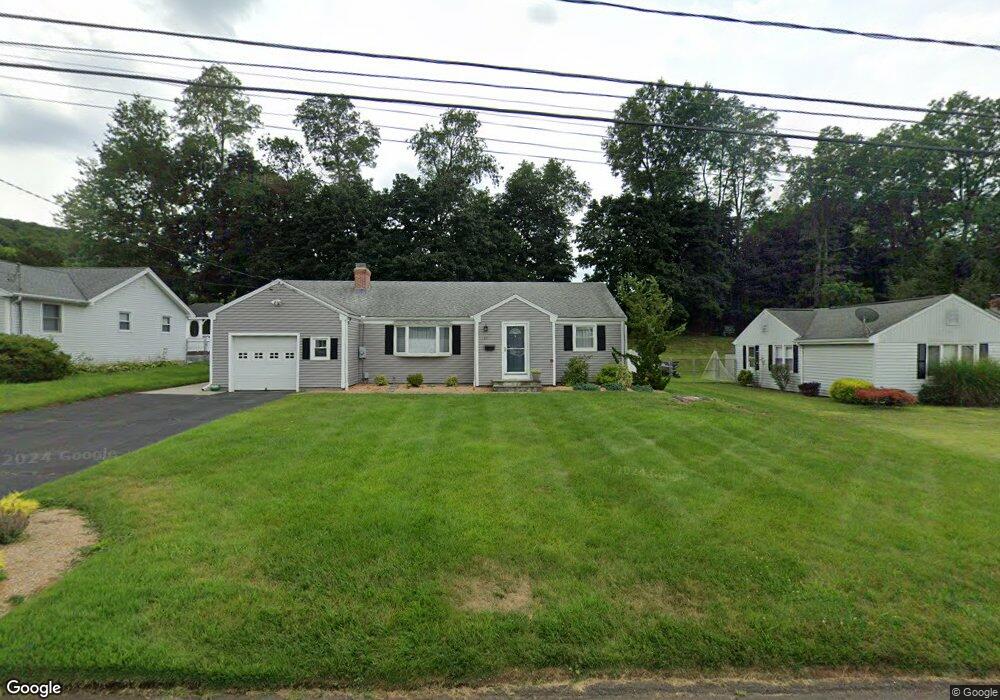 111 Brentwood Rd, Newington, CT 06111 - photo 1