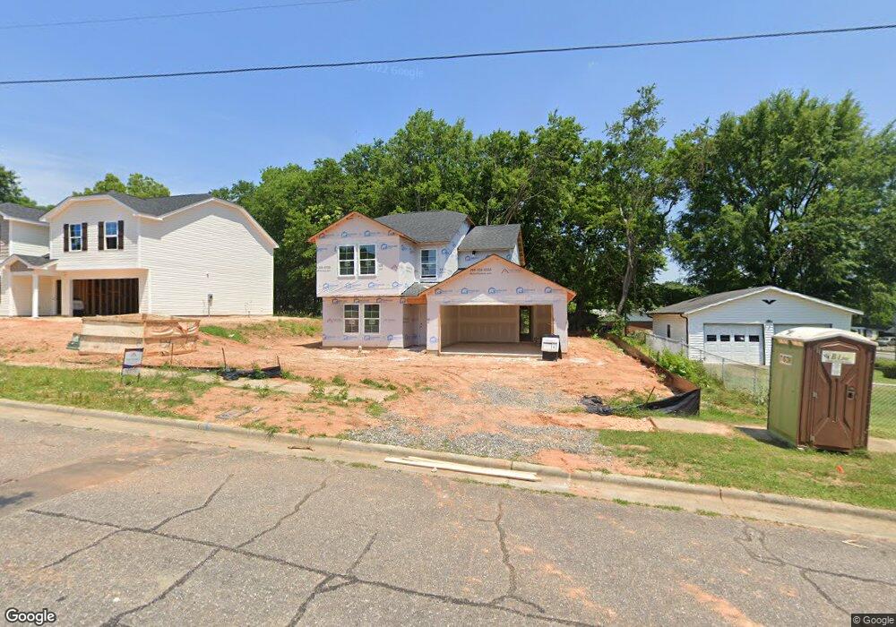 425 Dobson Rd, Statesville, NC 28677 - photo 1