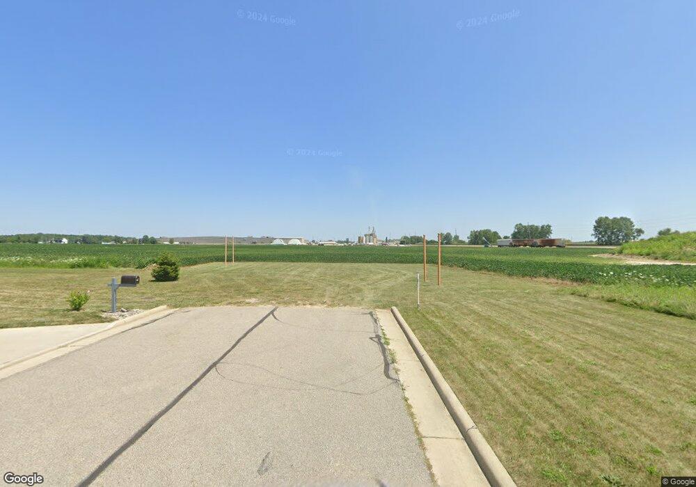 907 Murbach St, Archbold, OH 43502 - photo 1