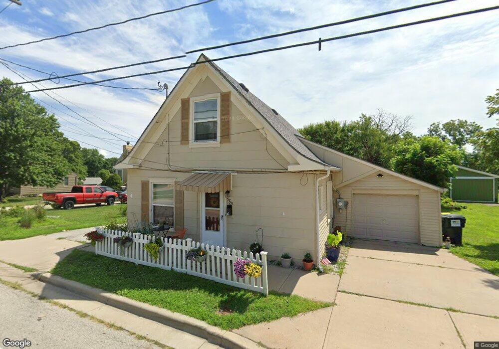 5729 Rosehill Rd, Shawnee, KS 66216 - photo 1