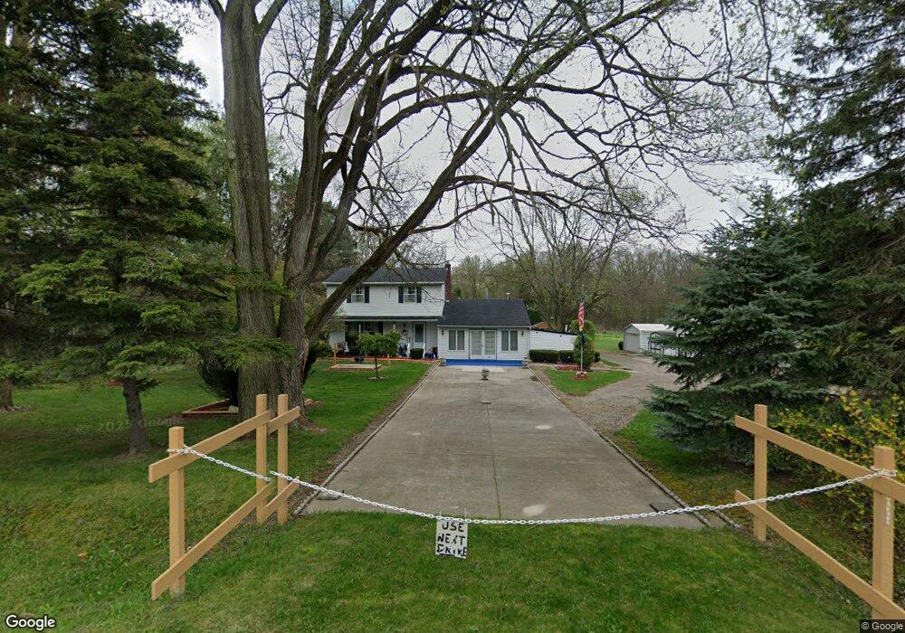 5479 Ray Rd, Linden, MI 48451 - photo 1