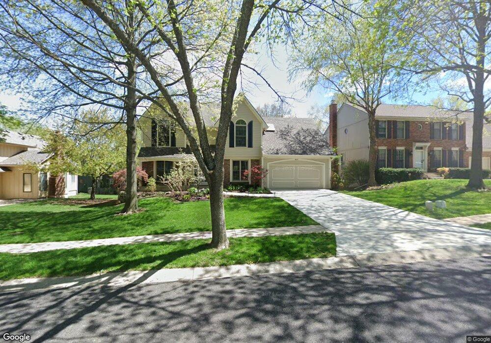 8155 Constance St, Lenexa, KS 66215 - photo 1