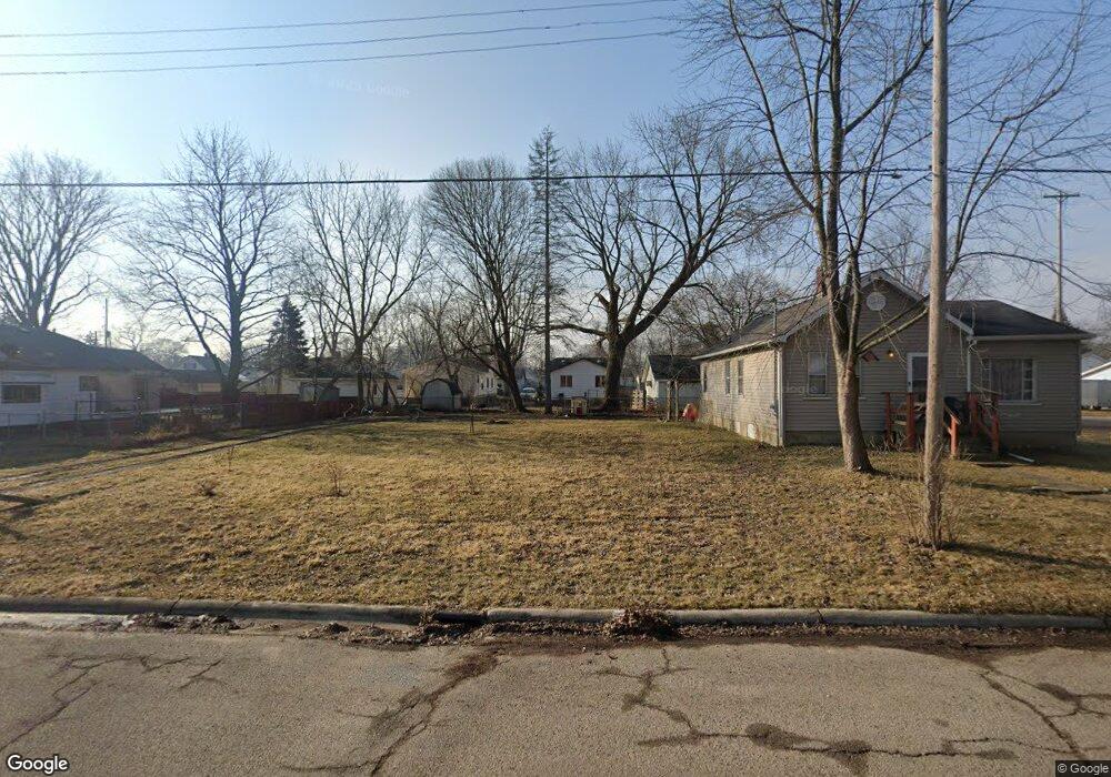 1081 W Boatfield Ave, Flint, MI 48507 - photo 1