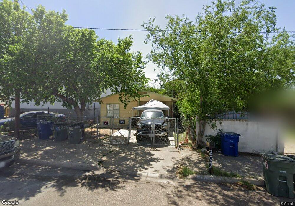 207 E Guerrero St, Laredo, TX 78040 - photo 1